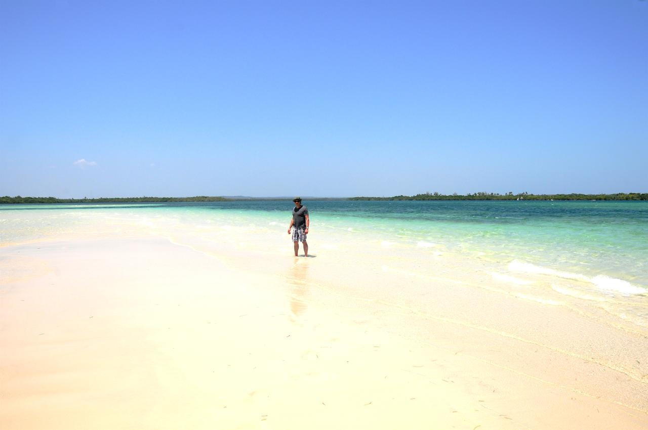 Msambweni Beach House Vila Exterior foto